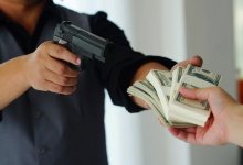 �����ڷ��ɱ����������ˣ�������Ȼ�����������˺��ⰲ����������ڹ�